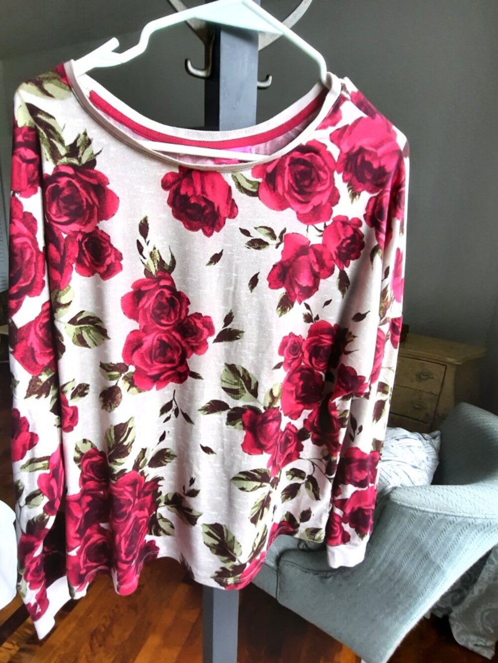 Betsey Johnson bold floral cotton tee - Picture 3 of 7